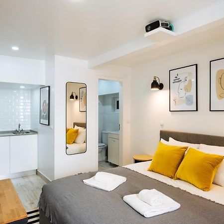 Cozy & Small Studio In The Center Lisboa Exteriör bild