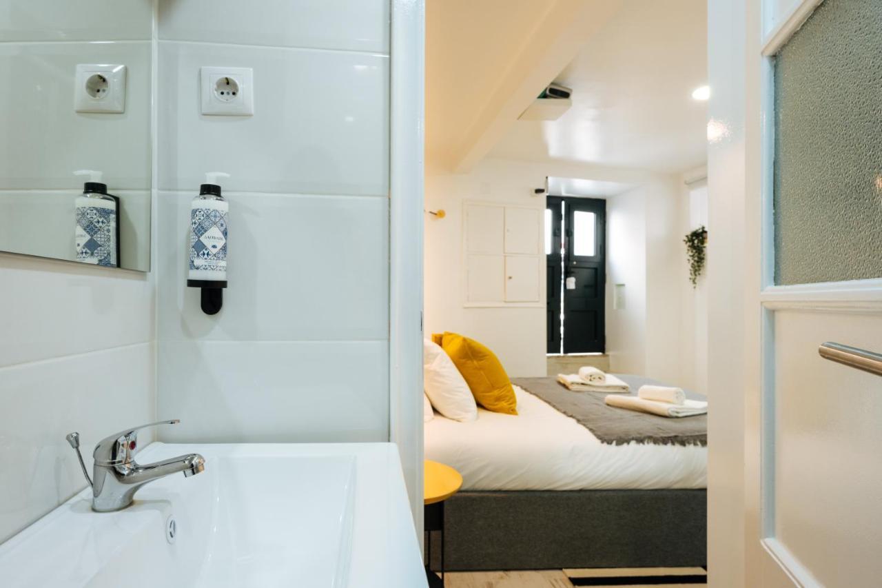 Cozy & Small Studio In The Center Lisboa Exteriör bild