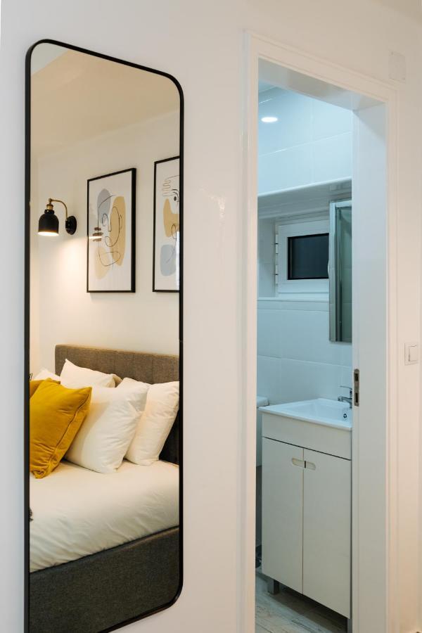Cozy & Small Studio In The Center Lisboa Exteriör bild
